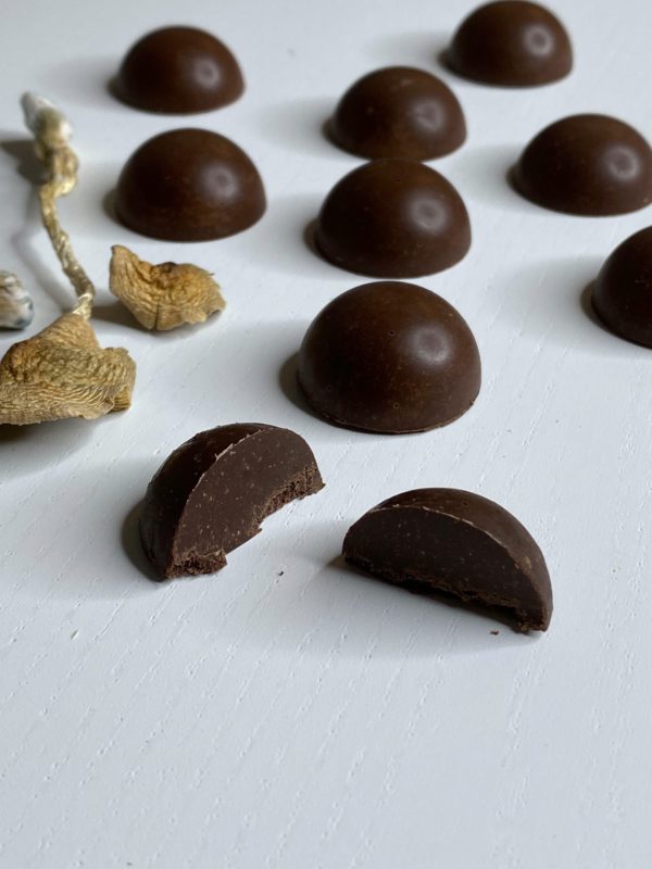 Shafaa-Magic-Mushroom-Dark-Chocolates-scaled-600x800-2.jpg
